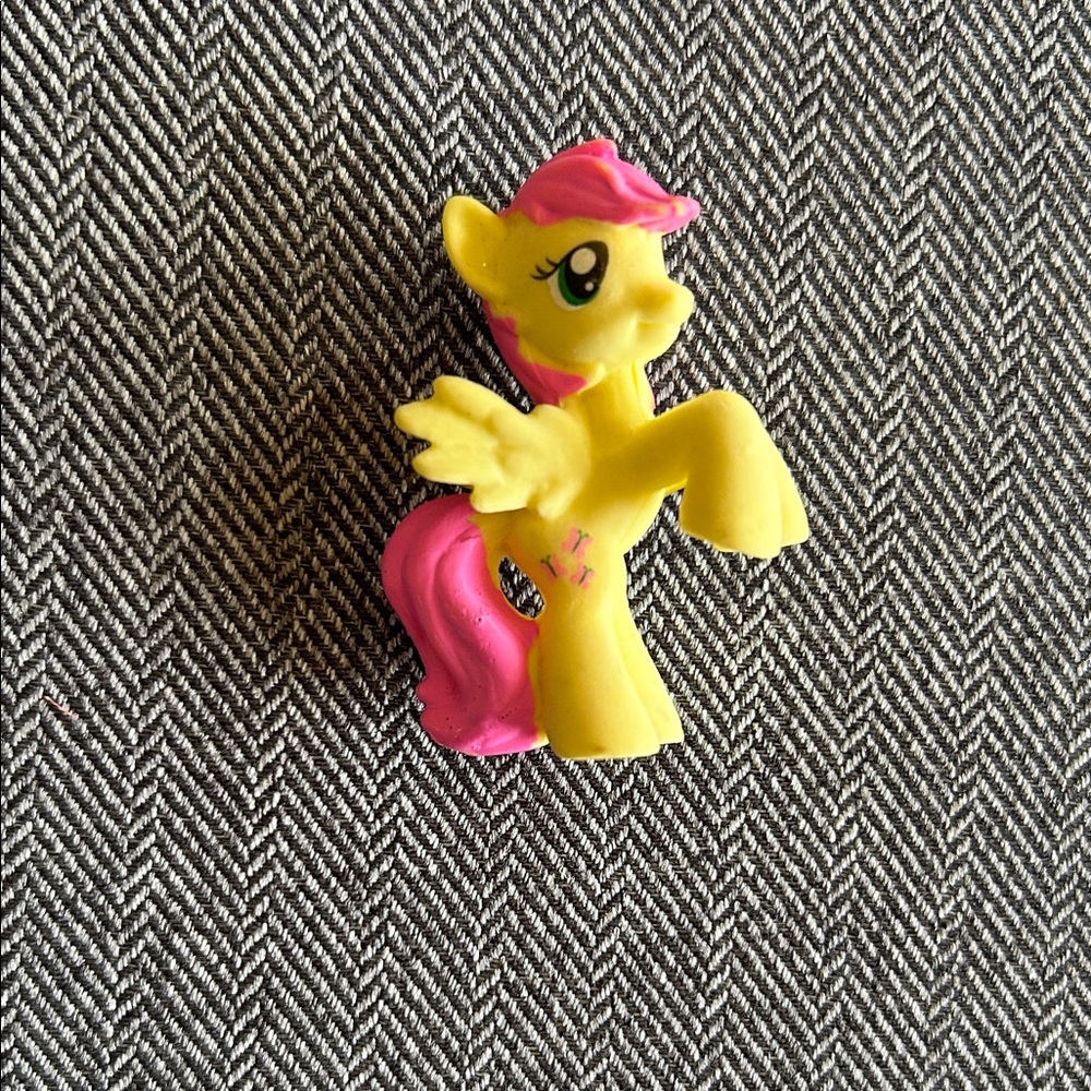 My Little Pony FIM Fluttershy, mini blind bag figure,  wave 1